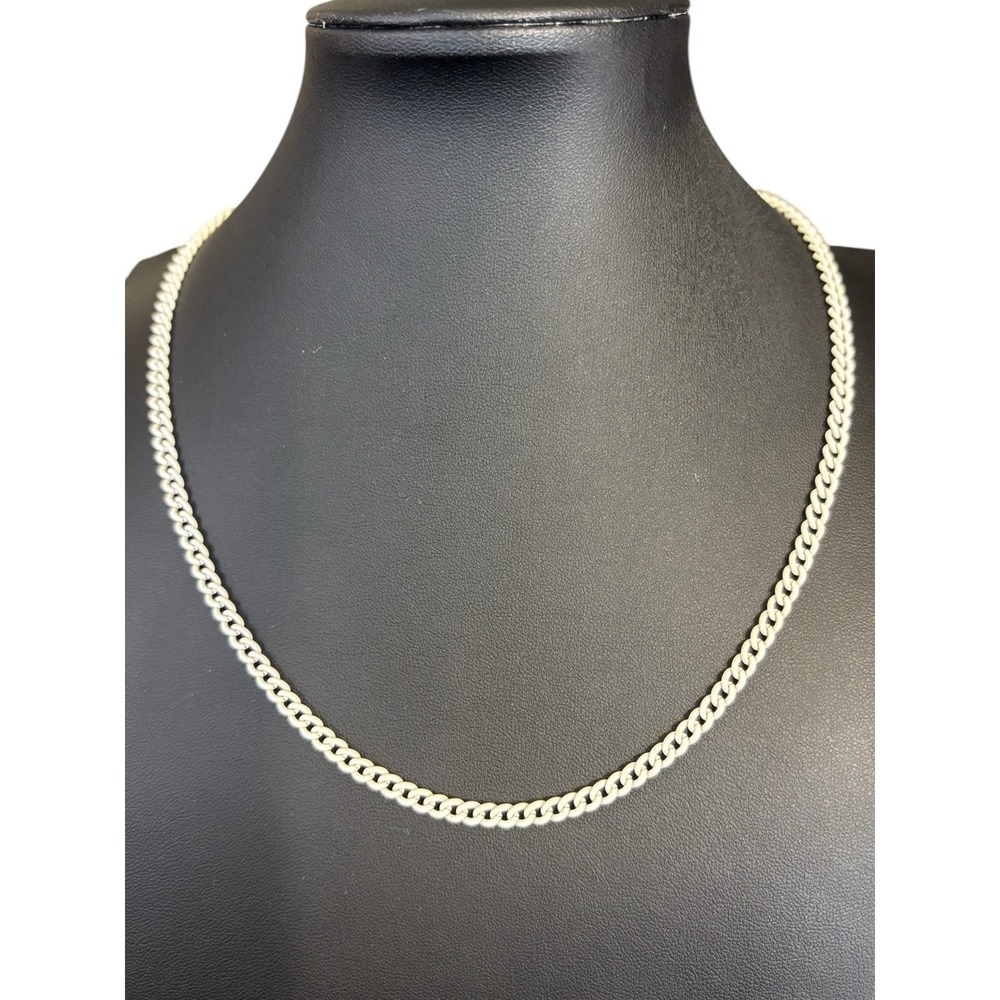 Vintage Necklace White Enamel Classic Collar‎ Chain Link Gold Tone Clasp Dainty